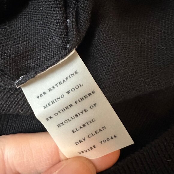 Ann Taylor Black Merino Wool V-Neck Cardigan Sz Small - Picture 11 of 11